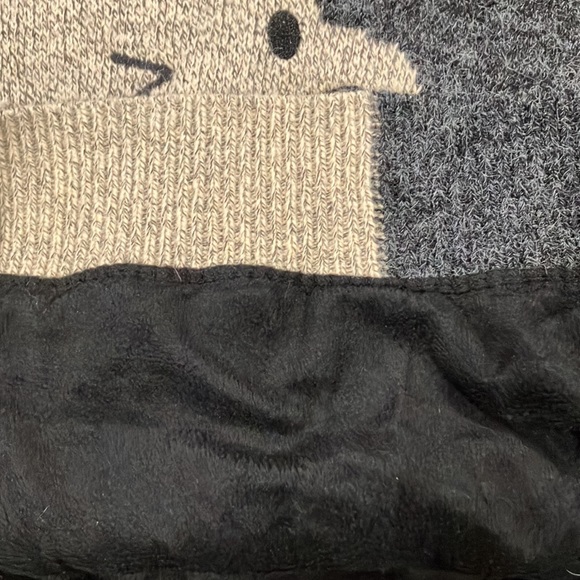 We Bare Bears Sweater - Picture 4 of 4